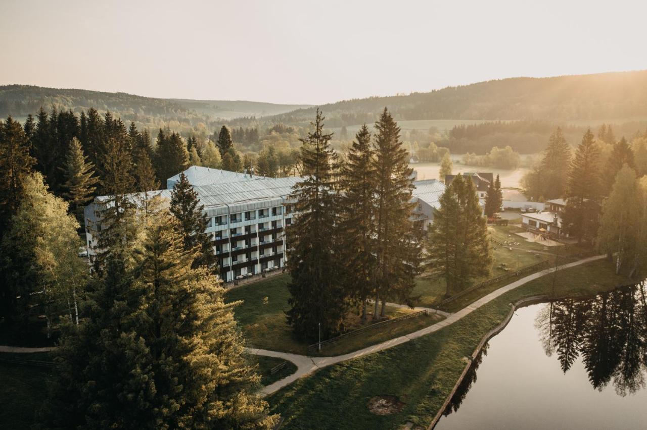 Orea Resort Devet Skal Vysocina Sněžné 외부 사진